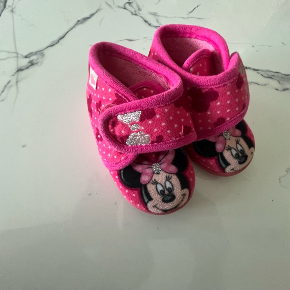 Slippers Minnie MOUSE  non slip